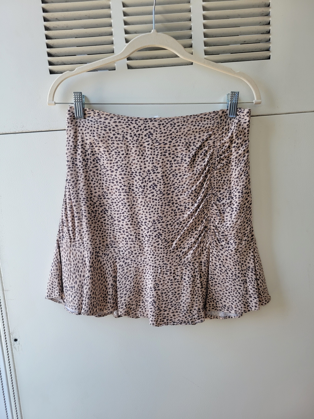 Abercrombie & Fitch Beige and Brown Leopard-Print  Skirt